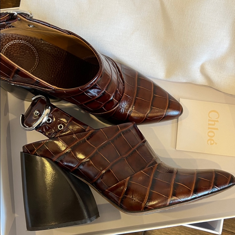 CHLOÉ Tan Wave Slingback Mules - Picture 3 of 10